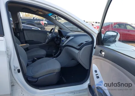 2014 Hyundai Accent Gs z USA, uszkodzony, nr VIN KMHCT5AE4EU155481